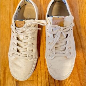 TOMS Cream Canvas Lace-Up Sneakers